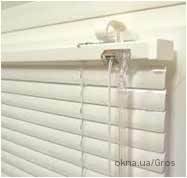 Горизонтальные жалюзи белые 16 мм