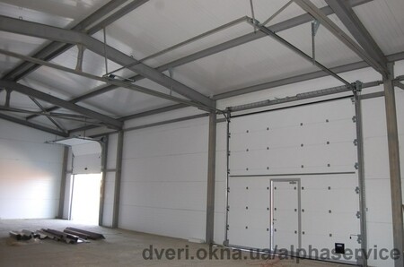 Ангарні ворота Луганськ