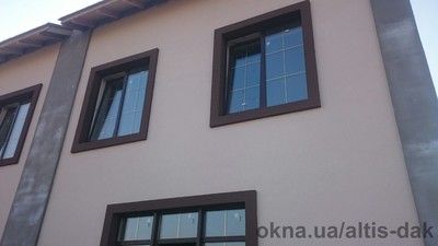 Окна с золотым шпросом &mdash; ДАК