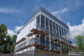 Торгівельний центр — Arkhitekturne zasklennya Торгівельний центр — Arkhitekturne zasklennya