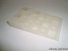 Белые монтажные клинья Knudsen