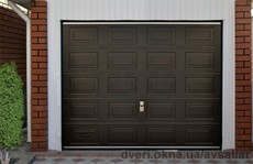 Гаражні ворота Alutech Classic в гараж