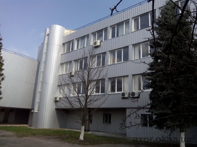 Остекление административного здания Харьковского метрополитена Остекление административного здания Харьковского метрополитена