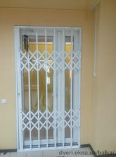 Раздвижные решетки дверные от производителя