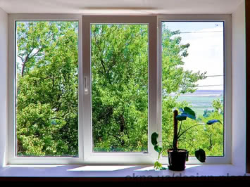 Окно трехстворчатое Rehau-Brilliant Design
