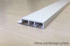 Нащельник пластиковый ПВХ жесткий Rehau