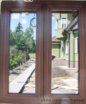 Кольорове ламіноване вікно REHAU стандартного кольору