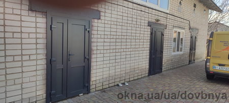 вхідні двері штульпові З  ламінованим профілем та лиштвою ПВХ