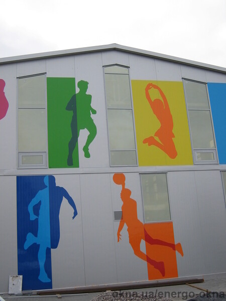 Фасадное остекление спортзала