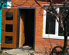 Вхідні сталеві двері у часному домі, м. Охтирка — Нова Ера XXI Вхідні сталеві двері у часному домі, м. Охтирка — Нова Ера XXI