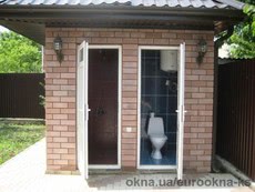 Дверь межкомнатная металлопластиковая в уличный душ