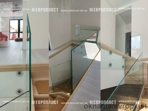 Стеклянные бескаркасные перила в коттедже Одесса —  Стеклянные бескаркасные перила в коттедже Одесса —