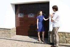 Гаражные секционные ворота серии RSD01 Cомраст