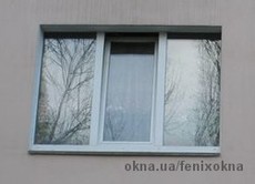 Пластиковое окно специально для солнечной стороны.