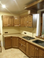 Кухні із масиву