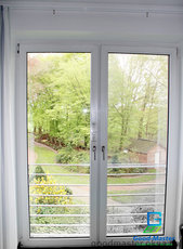 Распашные двери для выхода на террасу или для разделения комнат в квартире