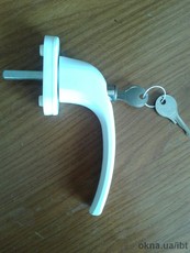 Ручка с замком и ключом на окно, защита от окрывания окон детьми Fam,Поьша - лучшее соотношение цена-качество.