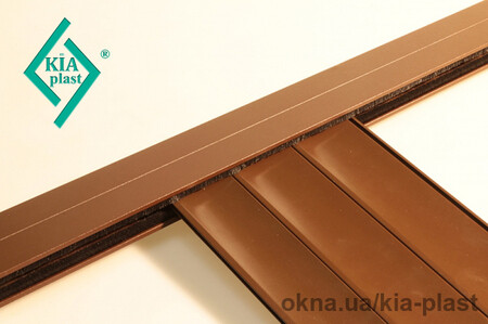 Уплотнитель для роллетных систем