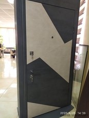 Входные двери Splint от ТМ Straj.