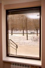 Одностворчатое пластиковое окно - 570х570 мм. высота/ширина (Александрия)