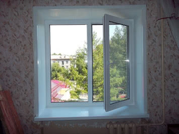Двостулкове вікно в кімнату - 1300х1350 мм. REHAU Euro 70