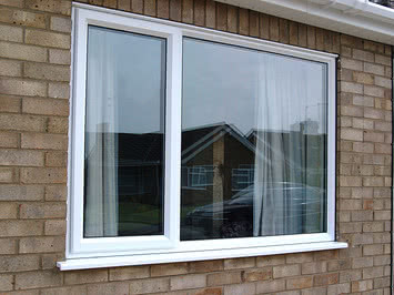 Пластиковое окно в панельный дом из двух половин - 1300х1350 мм. Rehau Euro 70