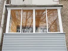 Балкон металлопластика 2400х1500 REHAU EURO 60