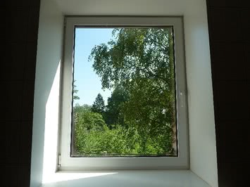 Одностворчатое окно REHAU - 87 на 87 см. (ВхШ) в Овруче