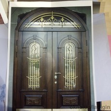 Деревянные входные двери