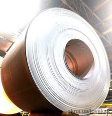 Гладкий лист RAL 8017 в пленке