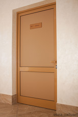 Алюминиевые внутренние двери