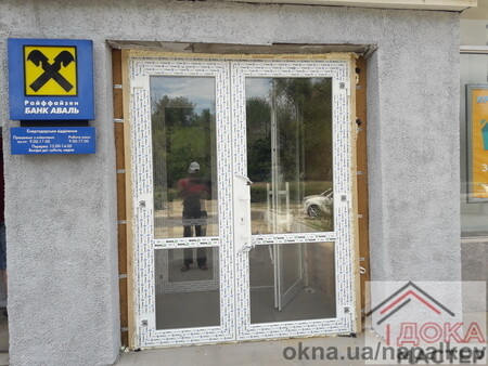 замена входных дверей в РАЙФАЙЗЕНБАНКАВАЛЬ