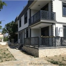 Сучасные дызайнерские балконы, перегородки, перила.