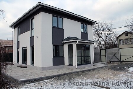 Скління заміського будинку