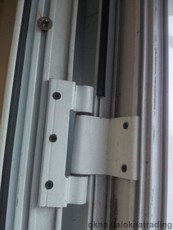 Замена петель S-94 в алюминиевых дверях Киев, петли S-94 Киев