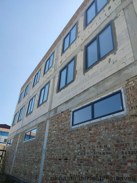 КОмерційні приміщенні з теплим монтажем