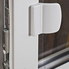 Ручка-защелка для пластиковых дверей