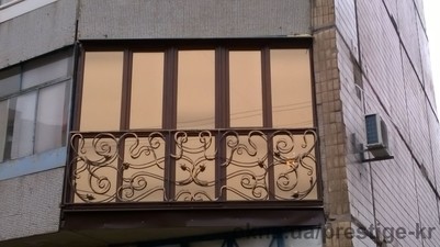 Французкий балкон с тонированным стеклом &mdash; 