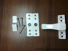 Противовзломная защелка без фиксатора