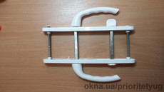 Нажимной сантехнический гарнитур 