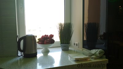 Столешница вместо подоконника &mdash; Петрушевская И.Ю.