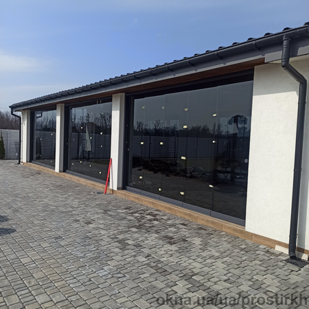 Стекло закалённое.