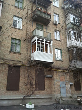 Балкон под ключ Киев, ремонт балконов, остекление металлопластиковыми окнами, сварка выноса балкона, сварка и монтаж крыши балкона, сварочные работы