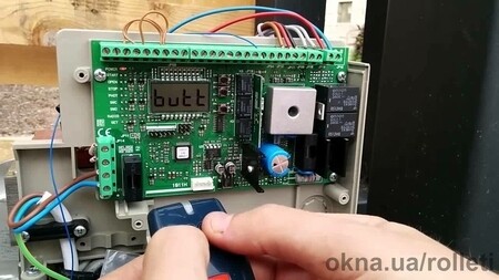 Ремонт ворот в Донецке.Автоматика ворот сервис