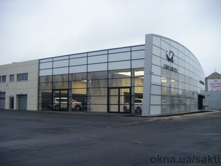 Автосалон INFINITY.