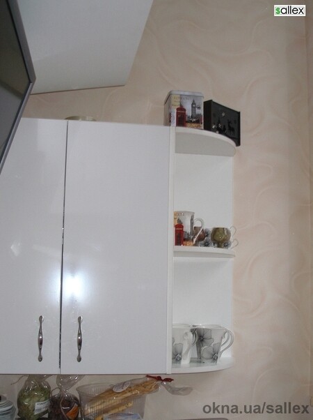 Внутрішнє оздоблення балкона, балконні меблі