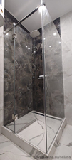 Кутова душова кабіна з прозорого скла в Одесі &mdash; S Class