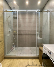 Скляна душова кабіна в ніші на замовлення