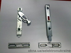 Аксессуары для дверей: накладки для цилиндров, защёлки, уголок монтажный, упор, шпингалет, ножницы фрамужные, лопатка для поднятия стеклопакета