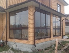 Жилой дом —  Жилой дом —